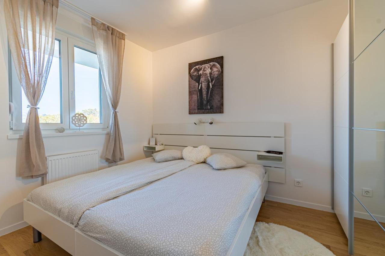 Apartamento Flexible Selfcheckins 25 - Zagreb - Garage - Loggia - New - Luxury Exterior foto
