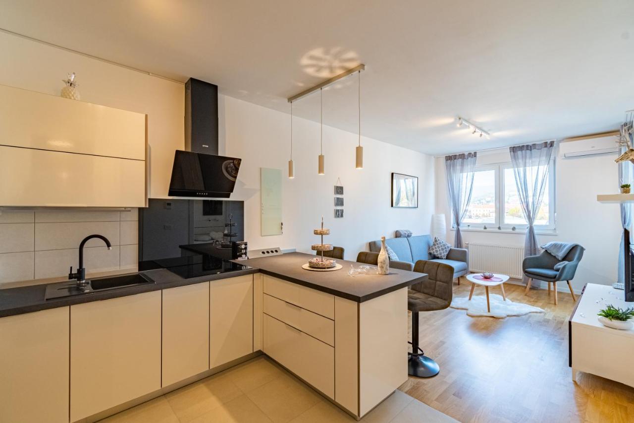 Apartamento Flexible Selfcheckins 25 - Zagreb - Garage - Loggia - New - Luxury Exterior foto